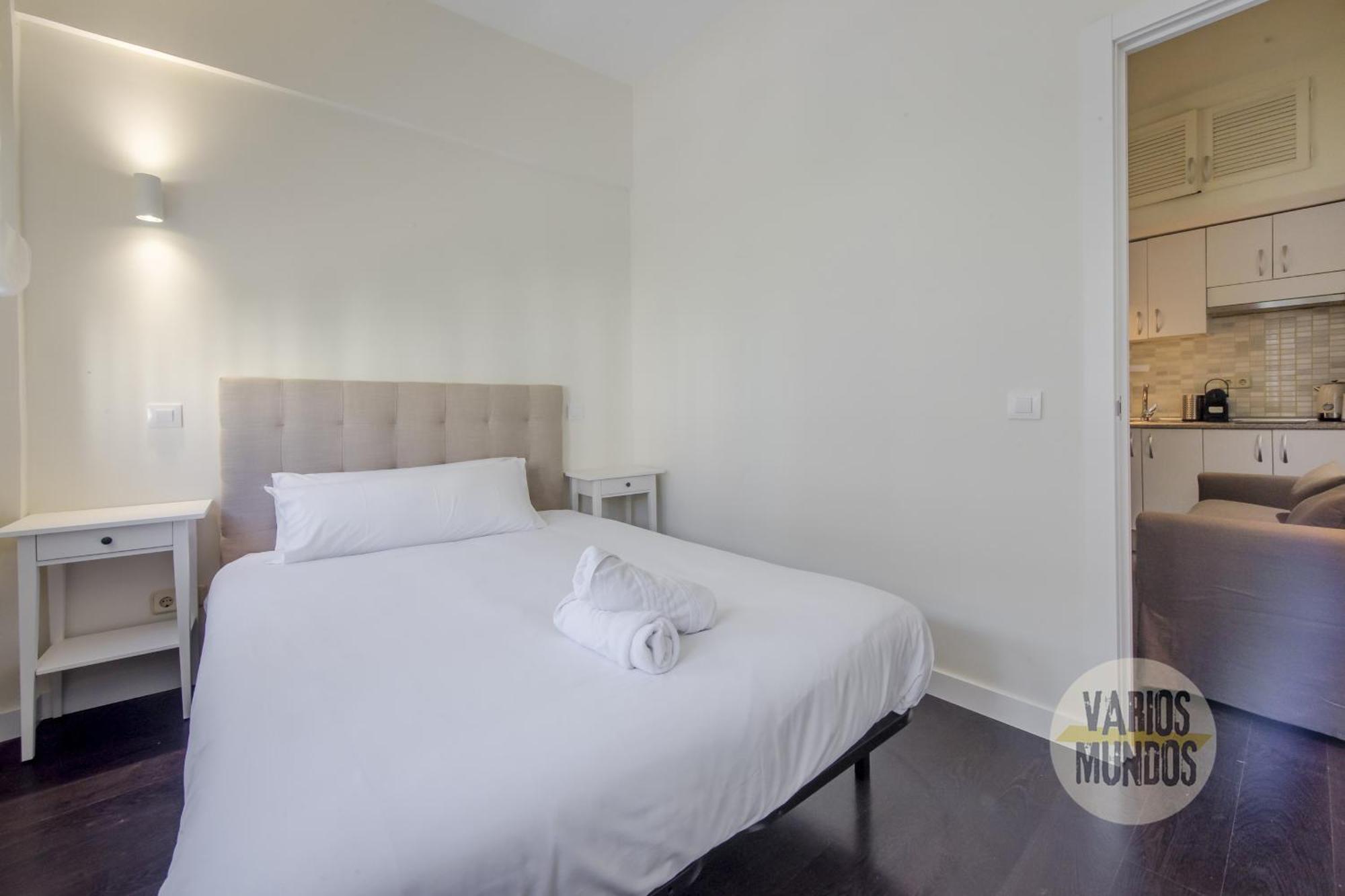 Confortable Apt Para 3 Pax A 1 Min De Gran Via Мадрид Экстерьер фото