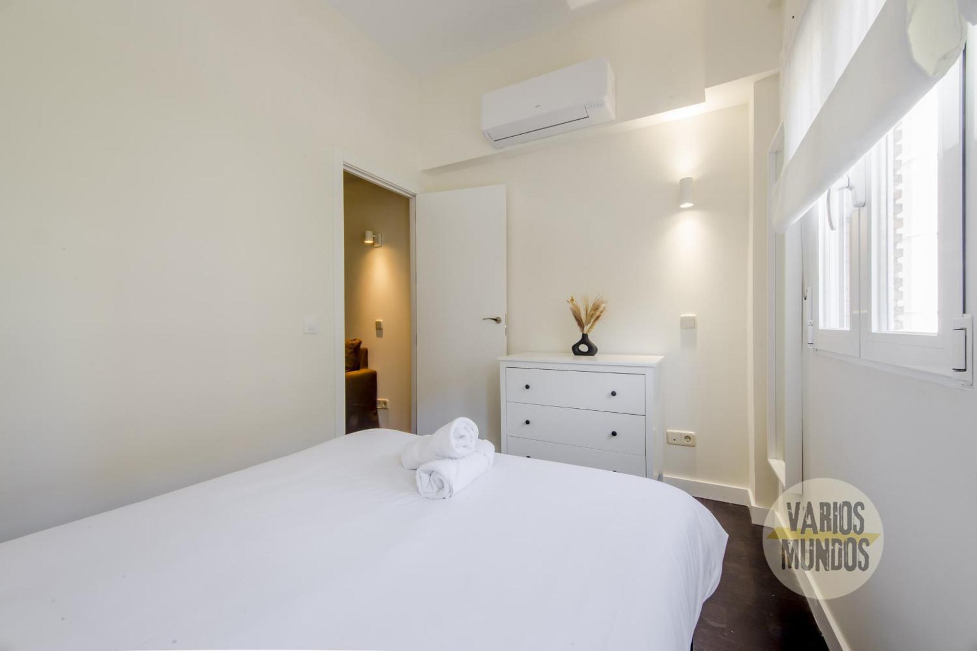 Confortable Apt Para 3 Pax A 1 Min De Gran Via Мадрид Экстерьер фото