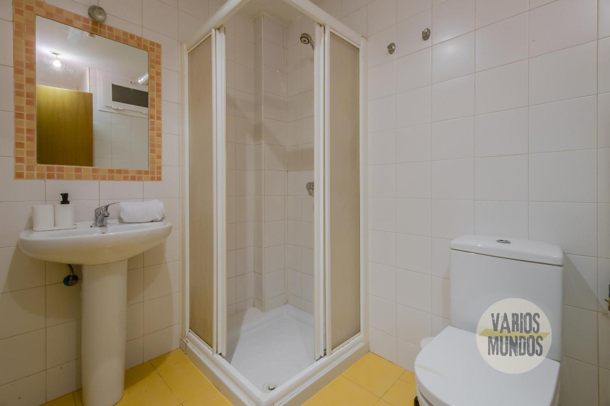 Confortable Apt Para 3 Pax A 1 Min De Gran Via Мадрид Экстерьер фото